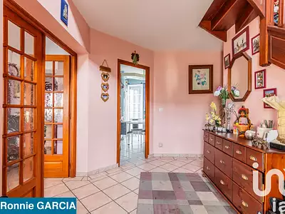 Maison, 176 m²