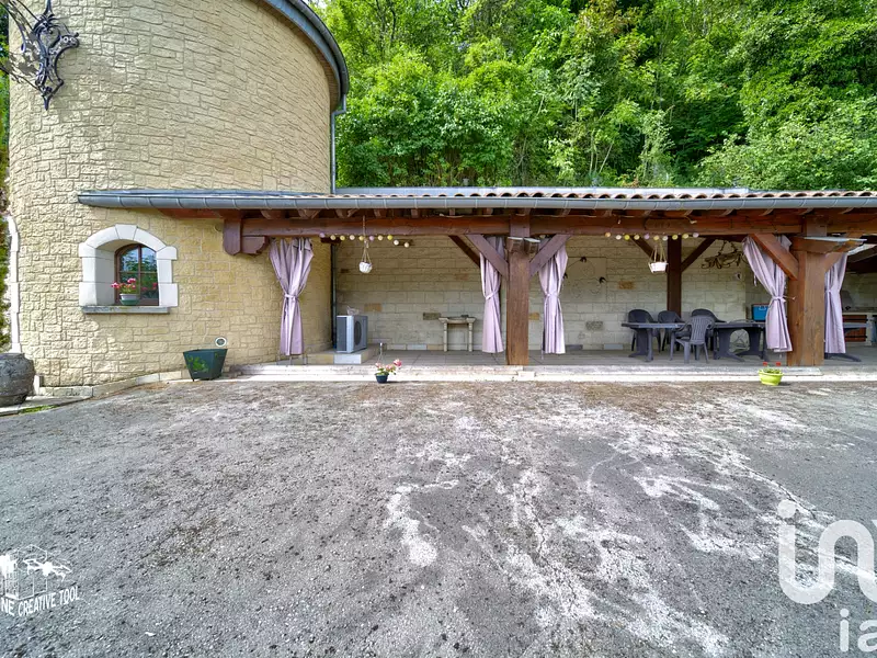 Maison, 251 m²