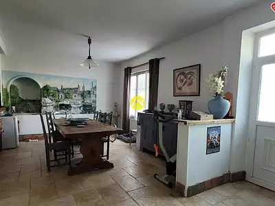 Maison, 268 m²