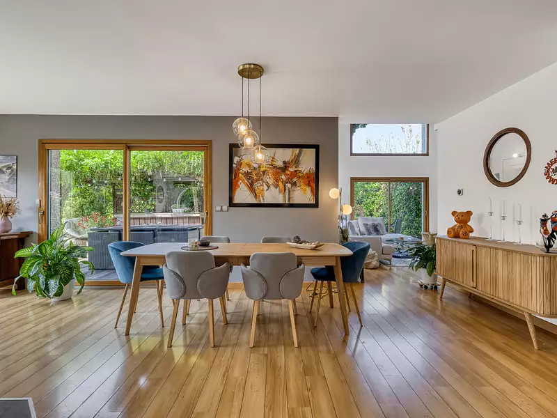 Maison, 166 m²