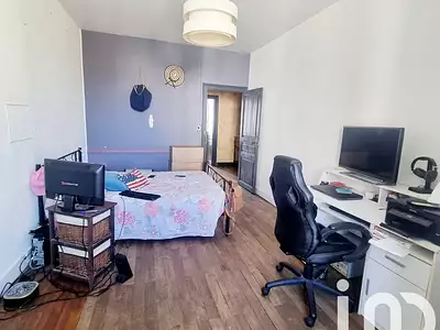 Maison, 235 m²