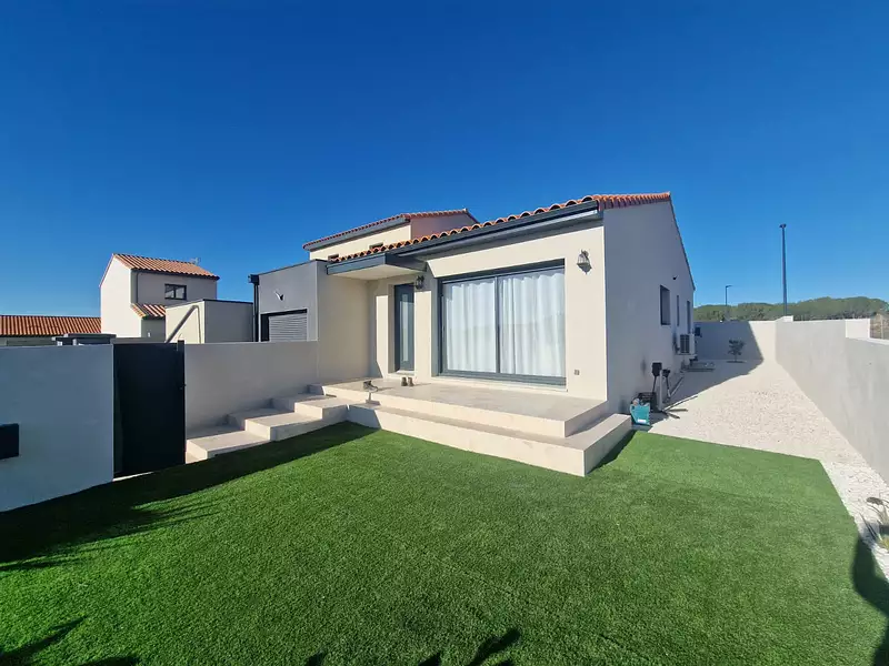 Maison, 94 m²