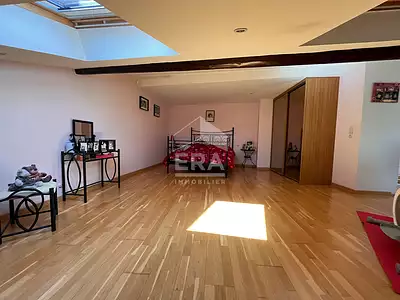 Maison, 210 m²
