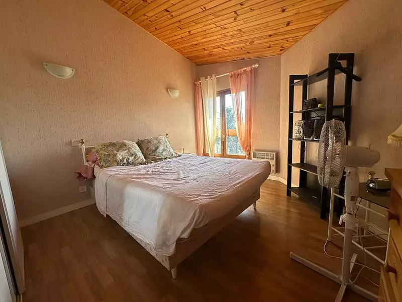 Maison, 230 m²