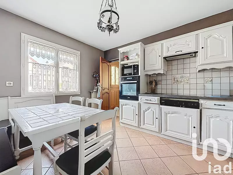 Maison, 165 m²