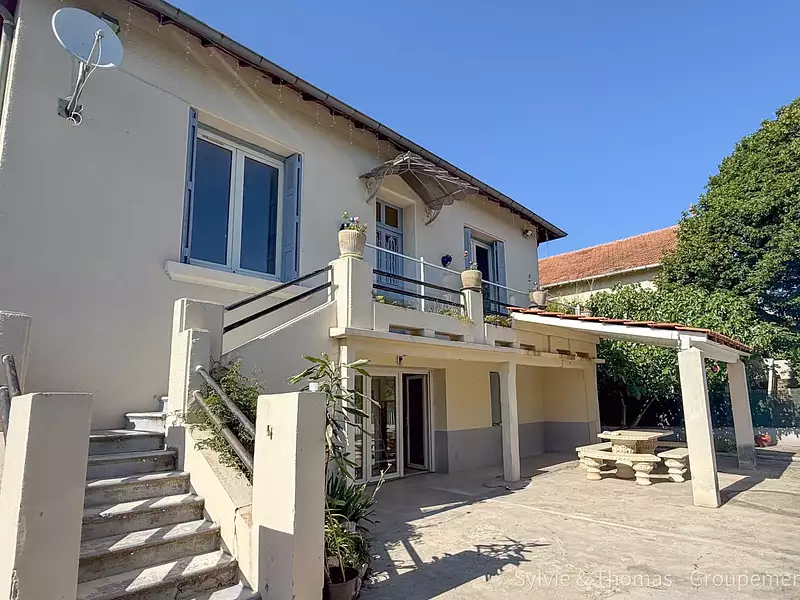 Maison, 181 m²