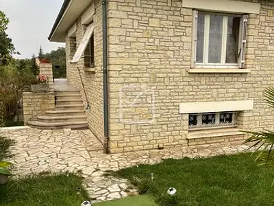 Maison, 145 m²