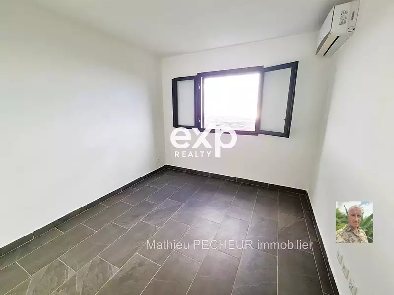 Maison, 96 m²