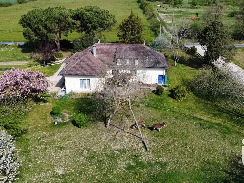 Maison, 137 m²