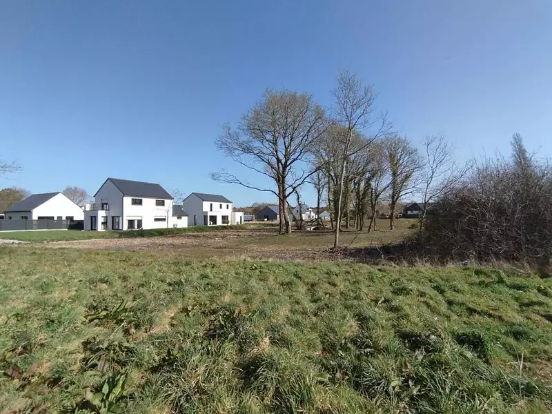 Terrain, 370 m²