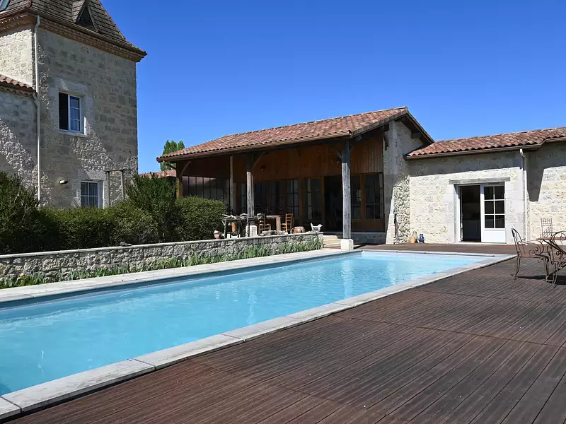Maison, 374 m²