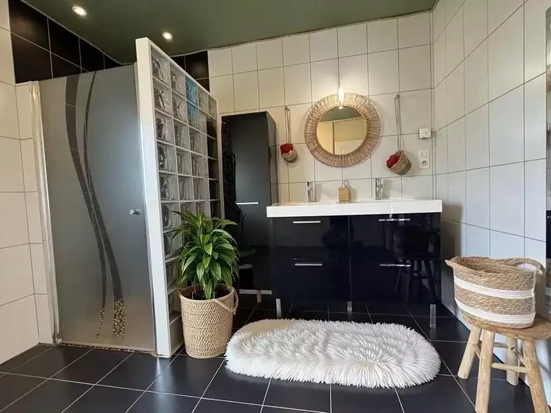 Maison, 182 m²