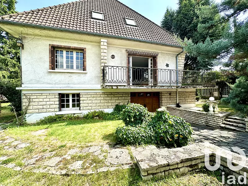 Maison, 166 m²
