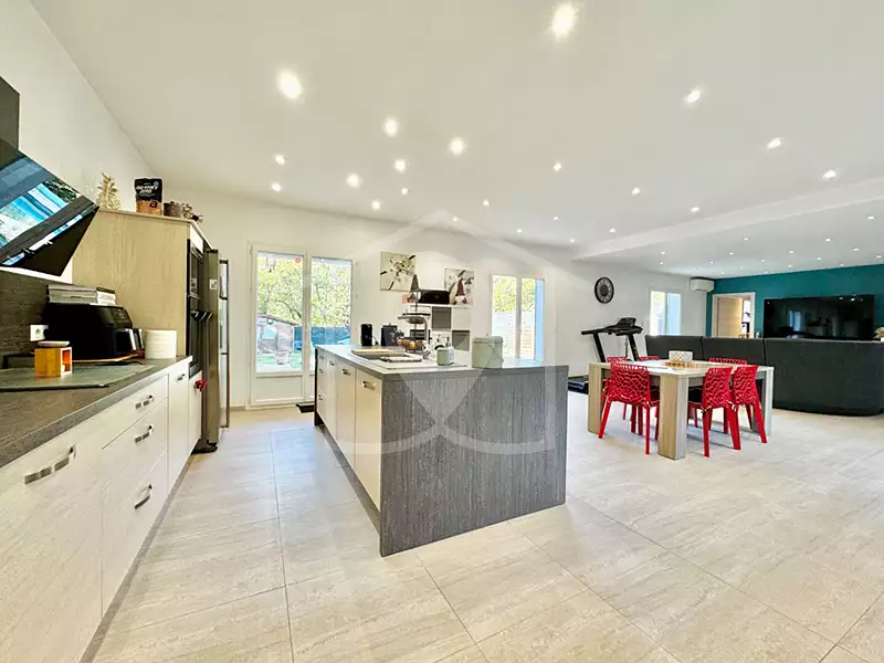 Maison, 132 m²