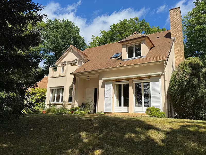 Maison, 195 m²