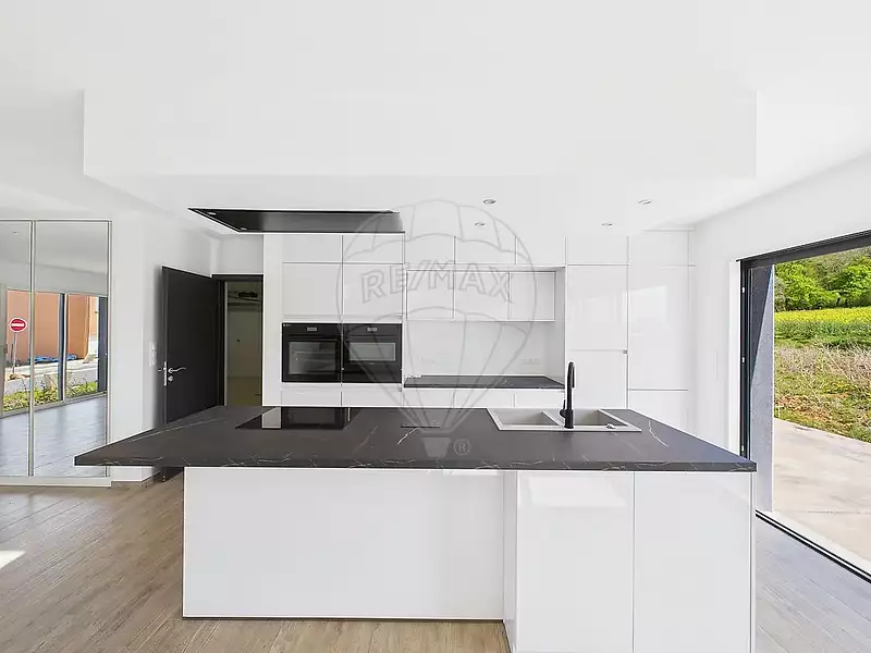 Maison, 162 m²
