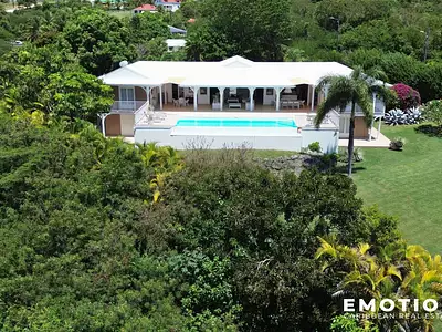 Maison, 250 m²