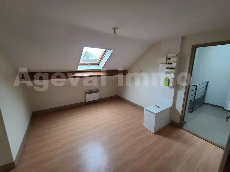 Immeuble, 675 m²