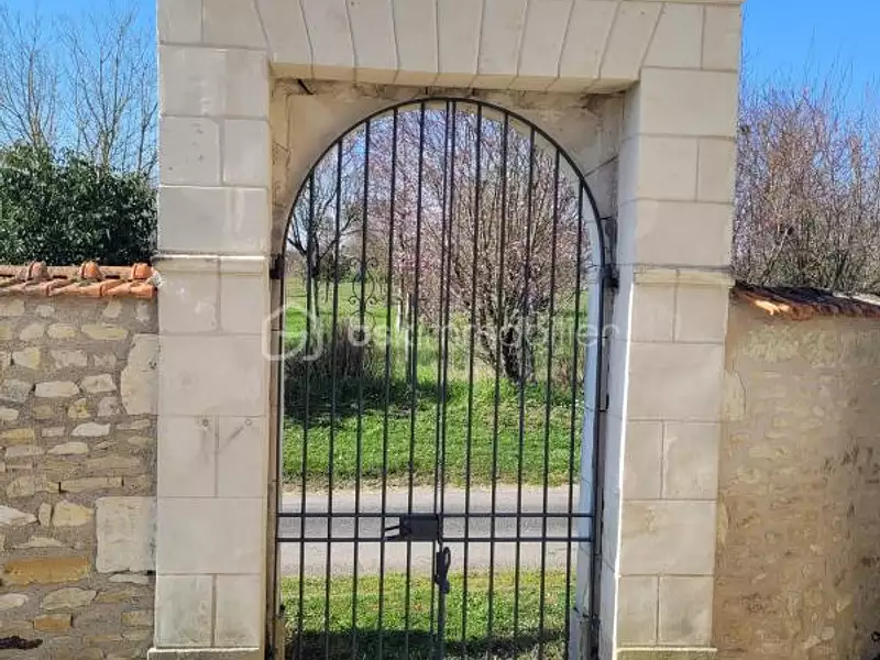 Maison, 245 m²