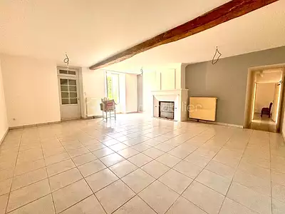 Maison, 220 m²