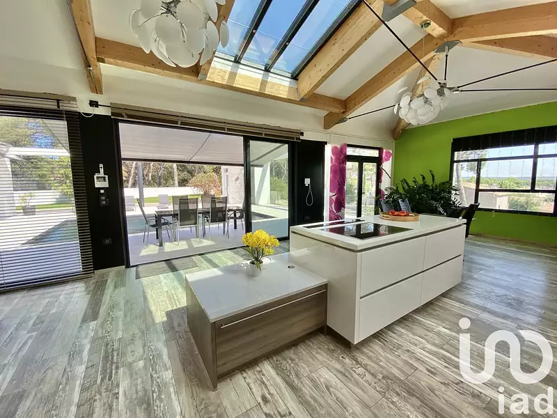 Maison, 310 m²