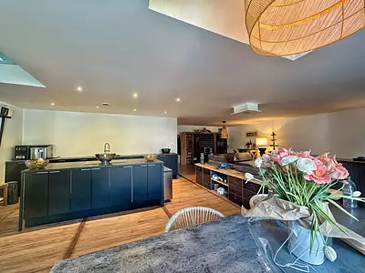 Maison, 370 m²