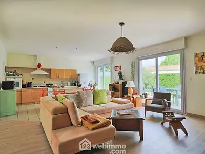 Maison, 175,87 m²