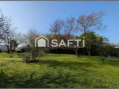 Terrain, 600 m²