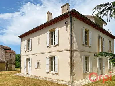 Maison, 340 m²