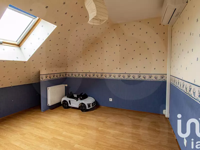 Maison, 330 m²