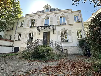 Maison, 230 m²