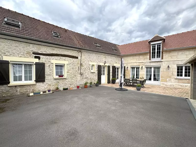 Maison, 141 m²