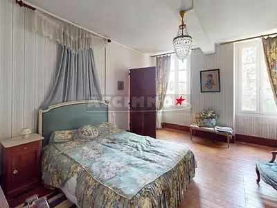 Maison, 616 m²