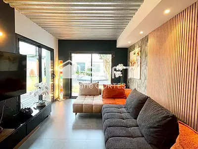 Maison, 114 m²