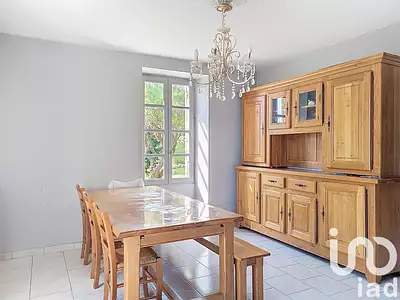 Maison, 250 m²