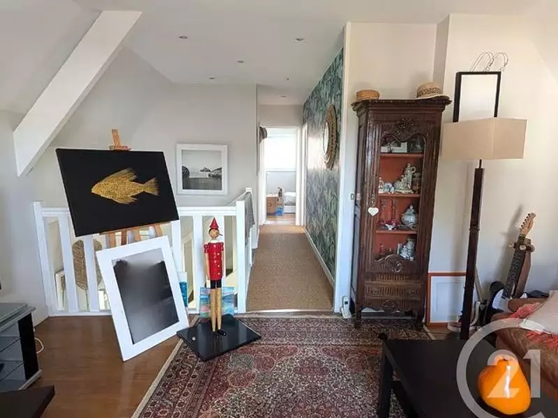 Maison, 162 m²