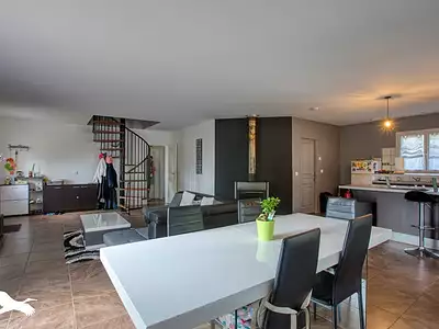 Maison, 165 m²