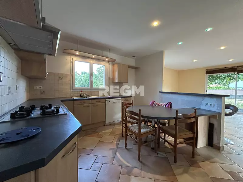 Maison, 147 m²