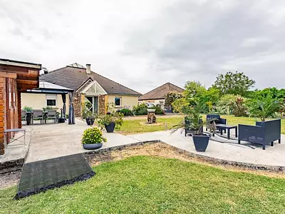 Maison, 166 m²