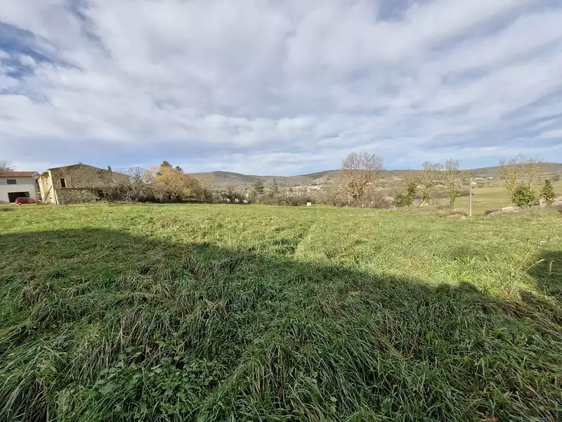 Terrain, 1 037 m²