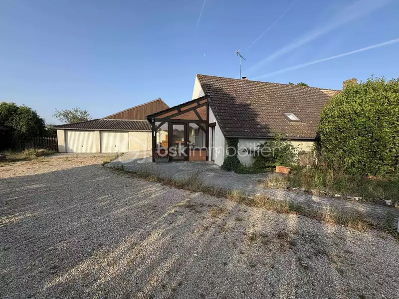 Maison, 220 m²