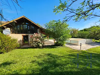 Maison, 380 m²