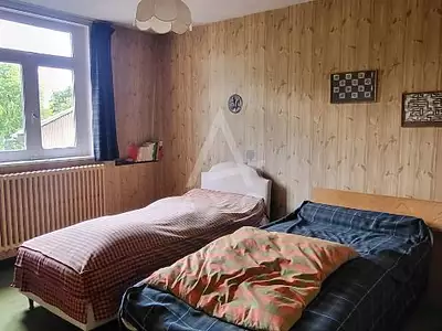 Maison, 439,9 m²