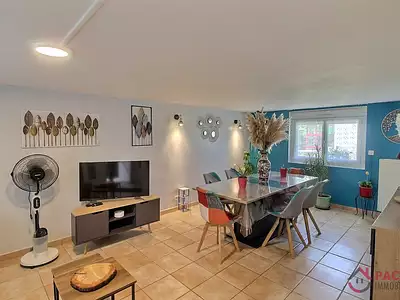 Maison, 94 m²