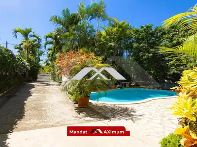 Maison, 166 m²