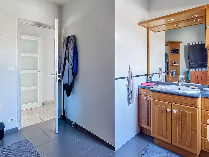 Maison, 232 m²
