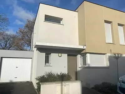 Maison, 77 m²