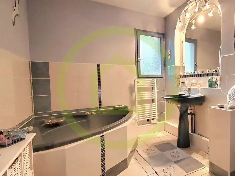 Maison, 98 m²