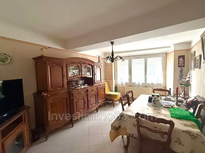 Maison, 220 m²