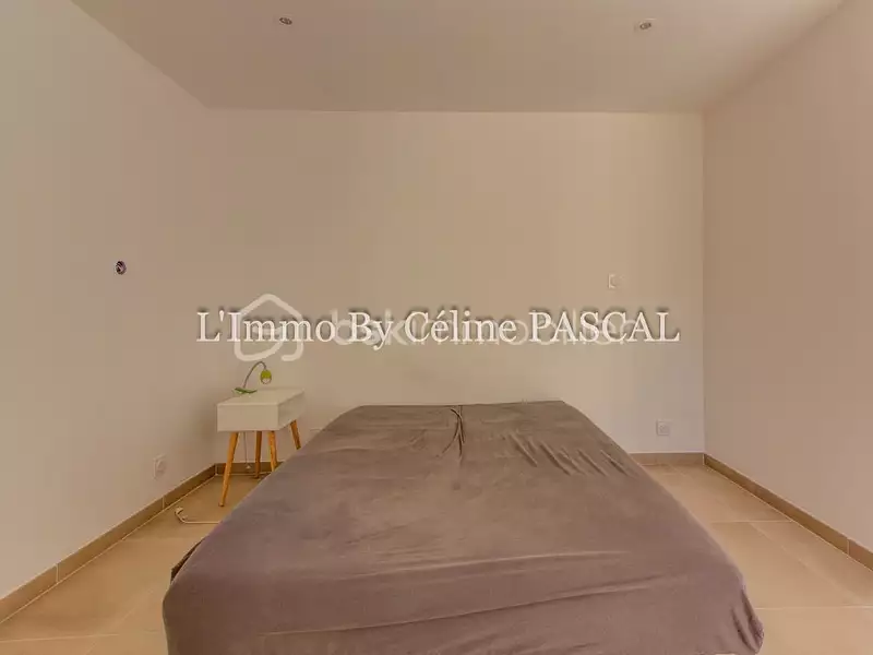 Maison, 159 m²